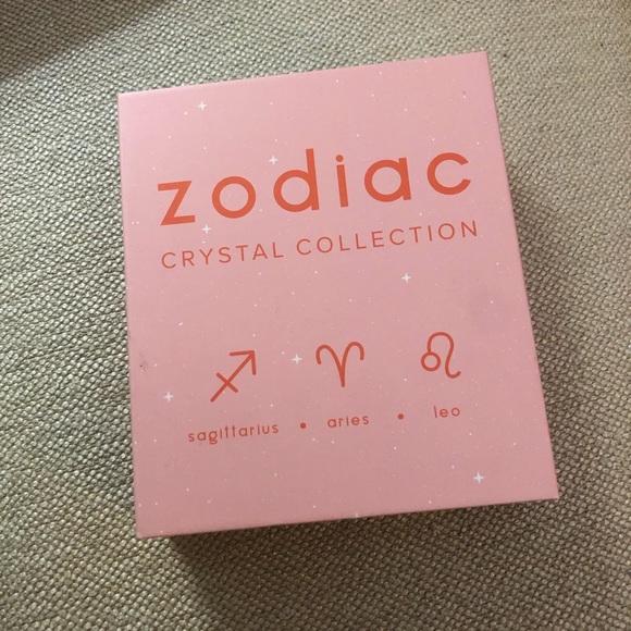 Zodiac Crystal Collection - Picture 2 of 5